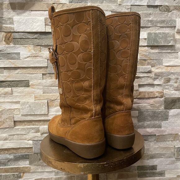 Coach Tulip Tullip Boots 8.5 | Honey Tan Suede Leather Fur, Signature C Embossed - Picture 10 of 11